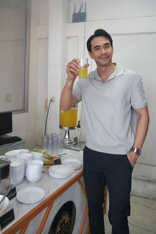 Darius Sinathrya (Copy) Darius Sinathrya (Copy)